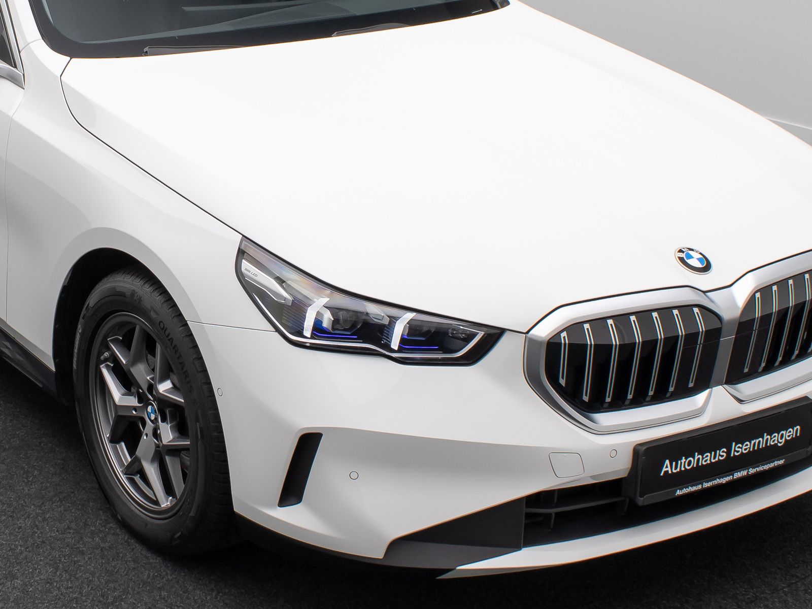 Fahrzeugabbildung BMW 520d Kamera DAB Leder LED Alarm Sport 18Zoll