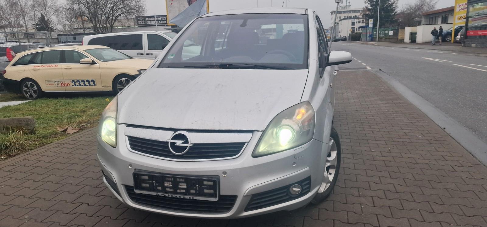 Opel Zafira B Edition 1HAND ; Automatik 104000km