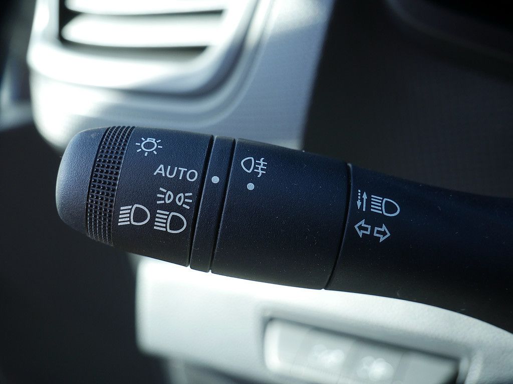 Fahrzeugabbildung Renault Trafic Komfort L1H1 Blue dCi 110 PDC AHK LED