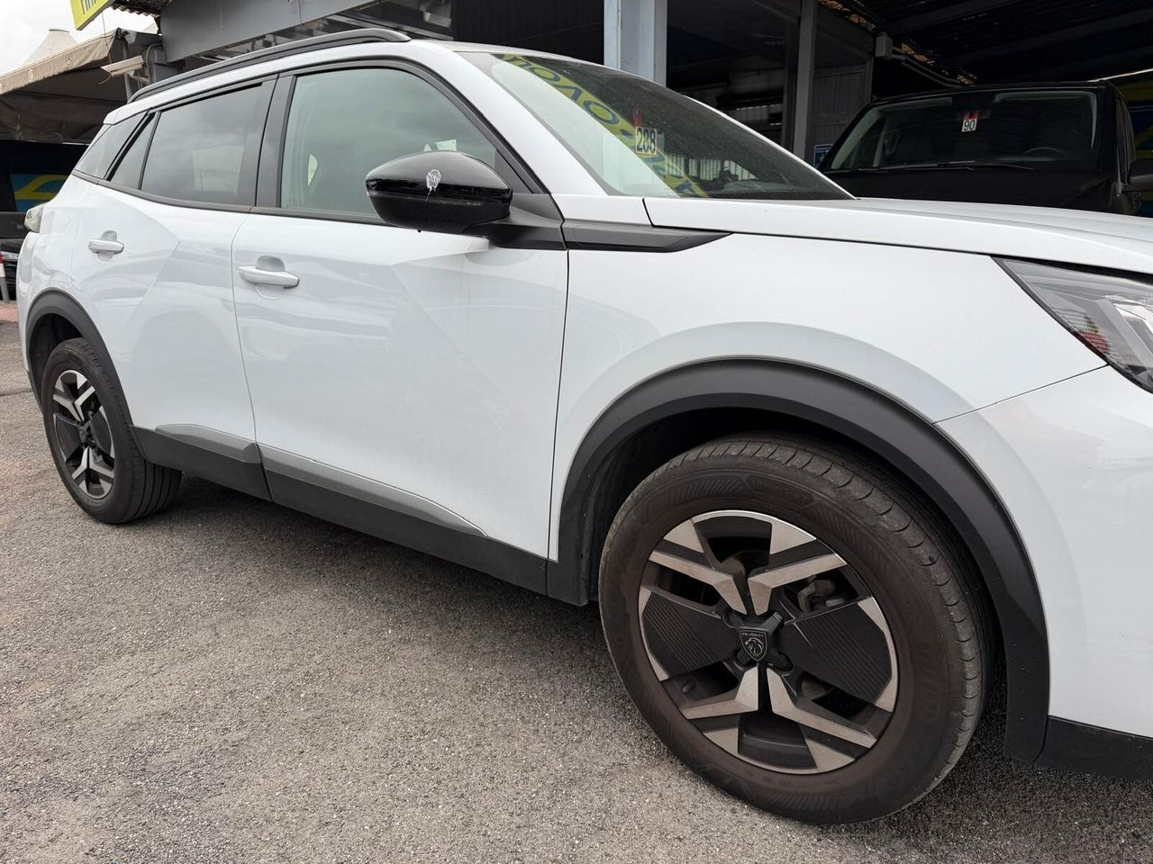 Peugeot 2008 PureTech 100 S&S Allure imagem 3