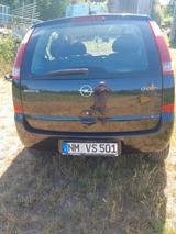 Opel Meriva 1.7 DTI - - Opel Meriva mit Diesel-Antrieb: 1.7
