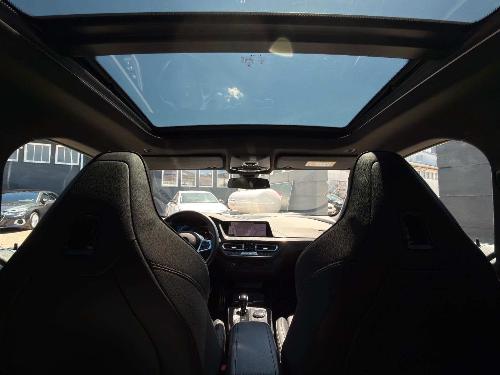 Fahrzeugabbildung BMW 218i Gran Coupe M Sport Shadow Pano HiFi KZG LHZ