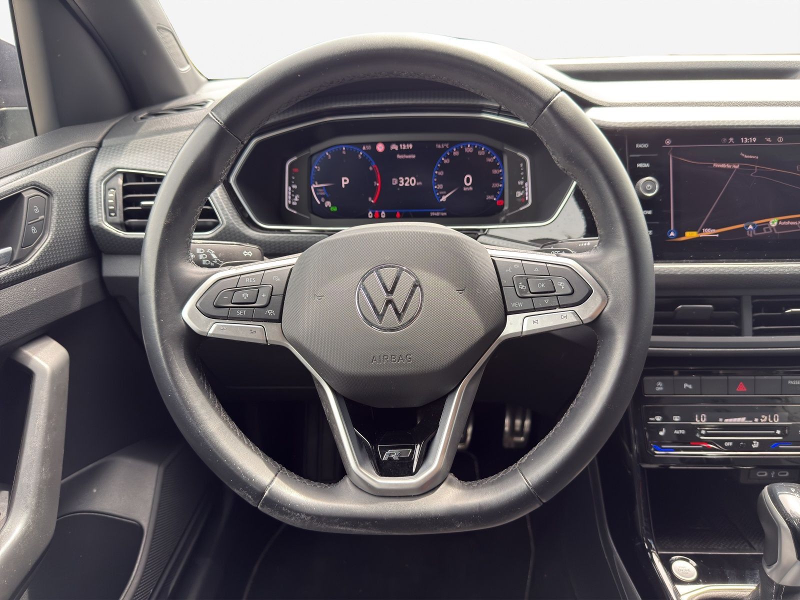 Volkswagen T-Cross - Bild 10