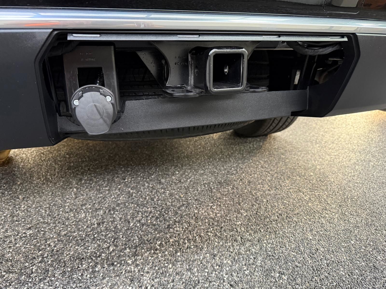 Fahrzeugabbildung Chevrolet 2026 SUBURBAN HIGH COUNTRY 24"-PANORAMA