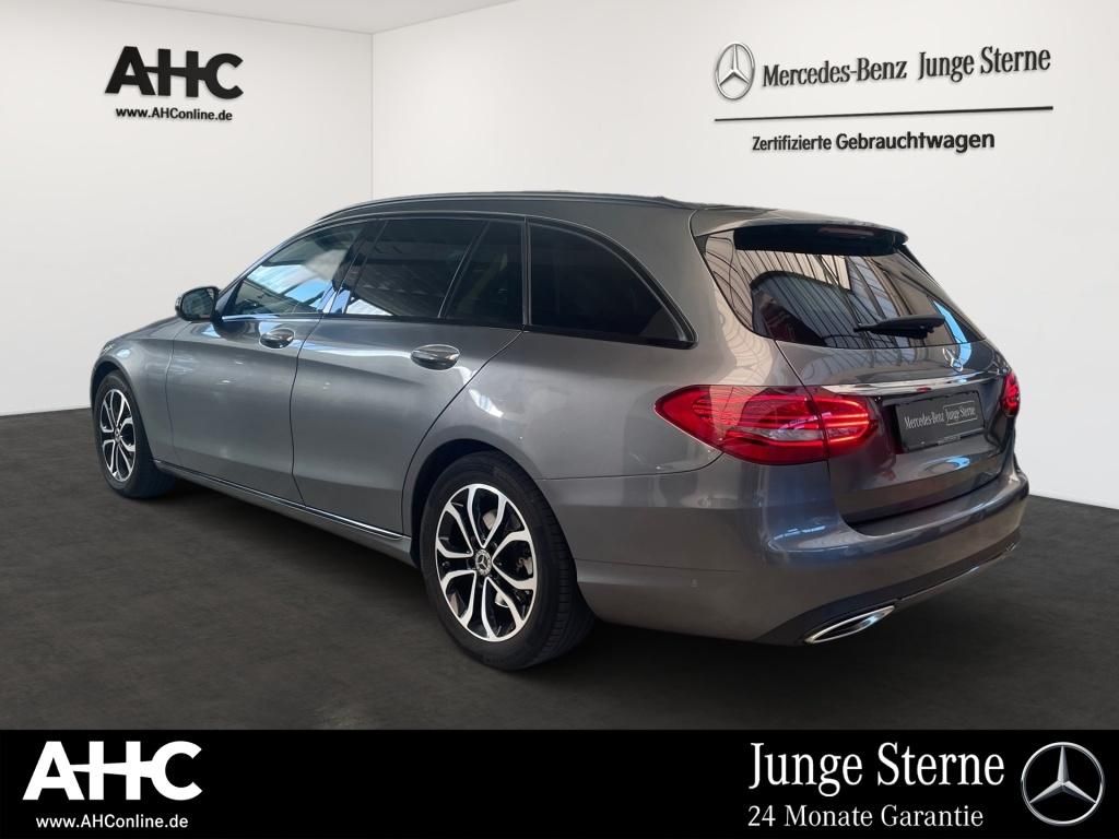 Fahrzeugabbildung Mercedes-Benz C 300 T Avantg. Night ACC Pano 360° Airmatic LED
