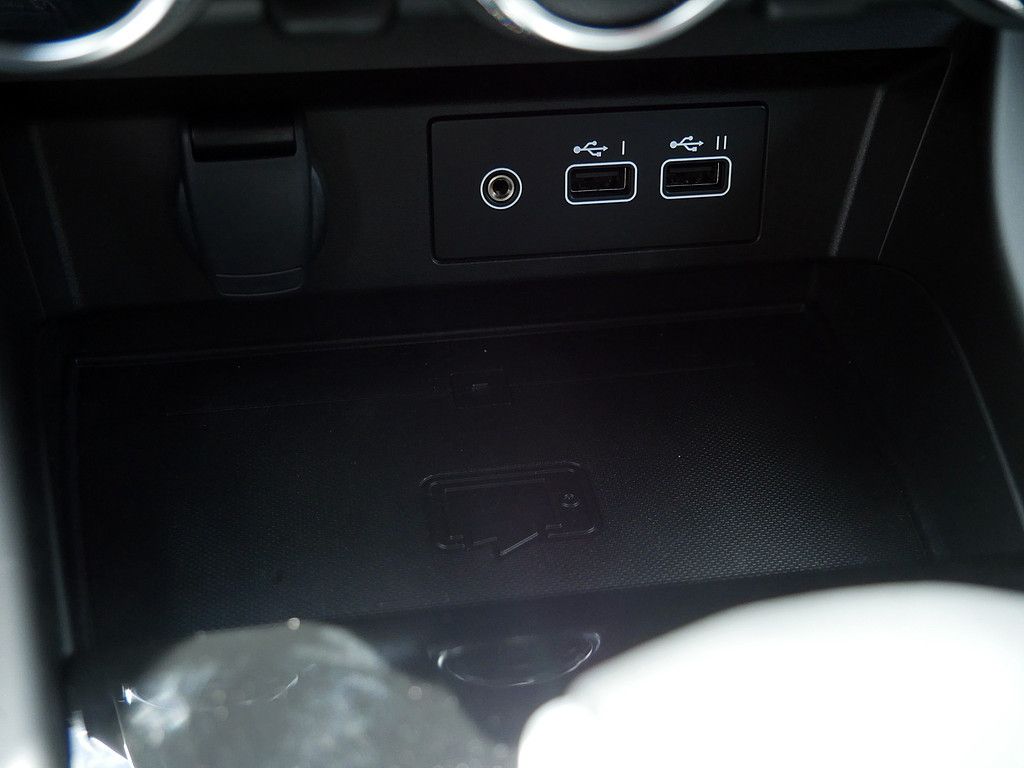 Fahrzeugabbildung Renault Arkana Esprit Alpine TCe 160 EDC
