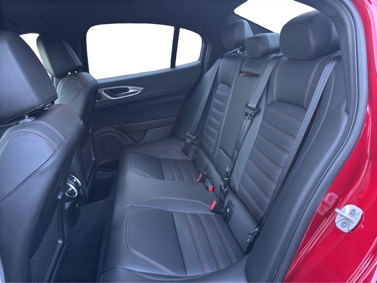 Alfa Romeo Giulia - Bild 19