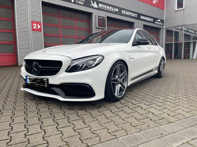 Mercedes-Benz C63 AMG perf. Abg./ Pano / Burmester