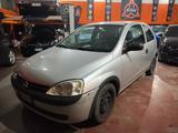 Alfa Romeo 147 1.9 JTD (115 CV) cat 5p. Progress - silberne Alfa Romeo 147