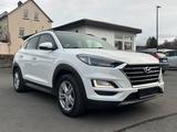 Hyundai Tucson Advantage + Mild-Hybrid 2WD/VOLL/PANO/KAM - Hyundai Tucson Advantage mit Diesel-Antrieb