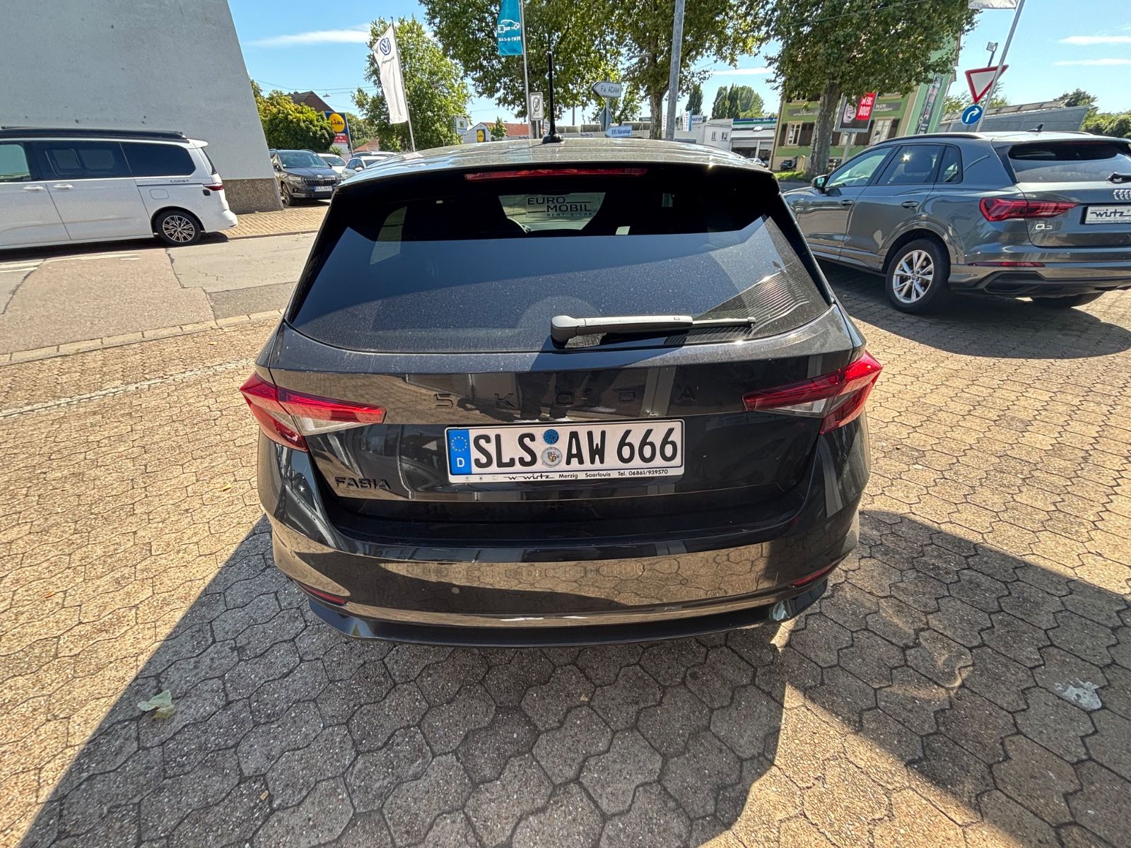 Fahrzeugabbildung SKODA Fabia Monte Carlo 1.5 TSI DSG Tempomat LED