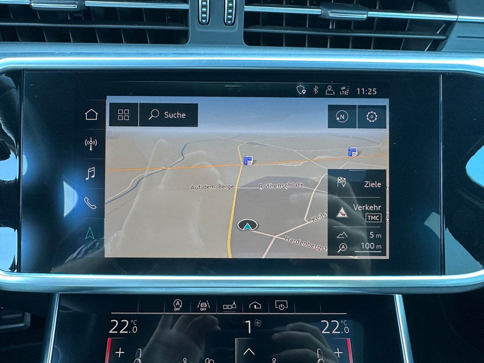 Fahrzeugabbildung Audi A6 Avant 3.0 TDI Qu S-Line NAV+LED+PANO+KAM+ACC