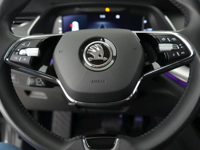 Octavia COMBI STYLE TDI DSG+AHK+NAVI+KLIMA+SITZH
