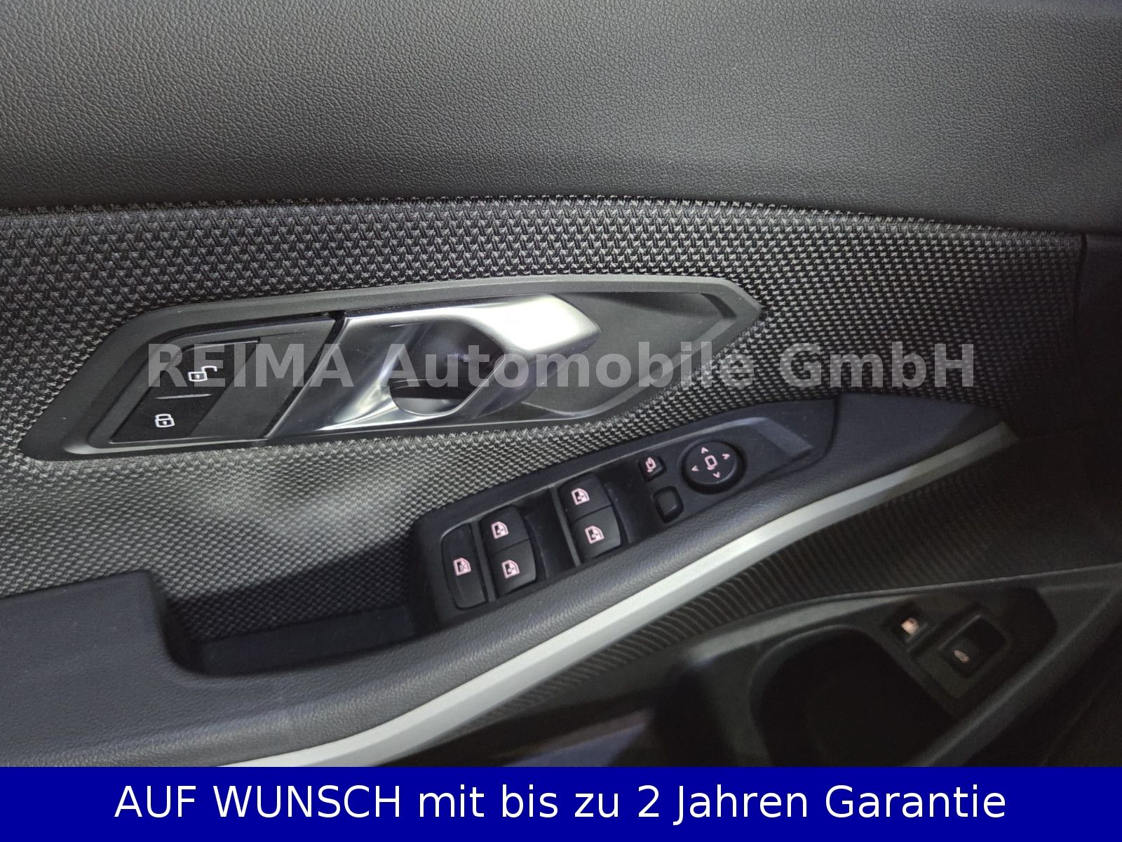 Fahrzeugabbildung BMW 330e Touring  Advantage, Laser, HUD, ACC