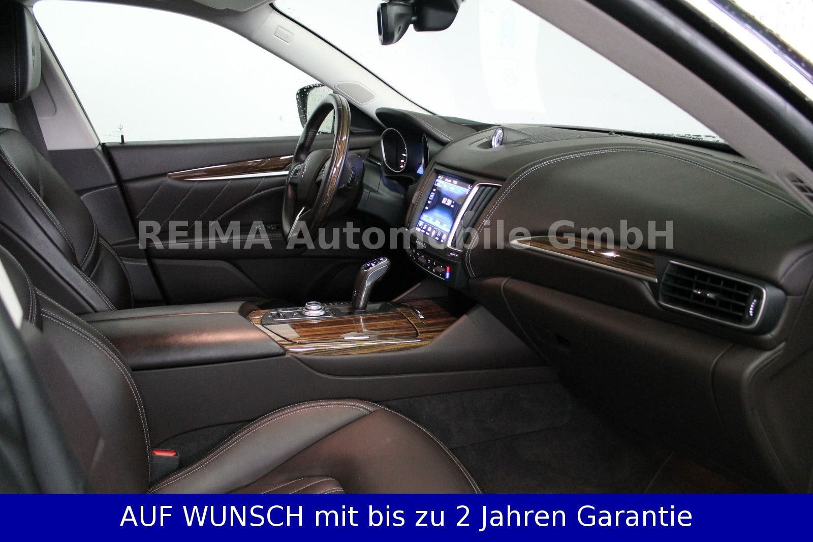 Fahrzeugabbildung Maserati Levante 3,0i S Q 4 , LED, Pano, ACC, Luft