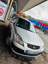 Kia Rio 95 ps - gebrauchte Kia Rio aus dem Jahr 2005