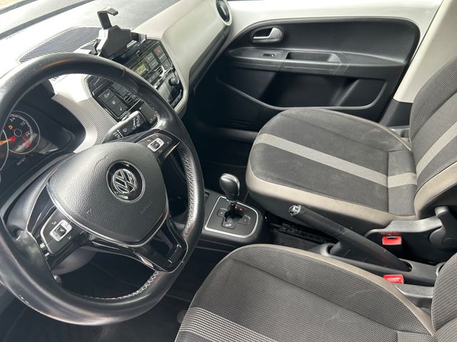 Fahrzeugabbildung Volkswagen up! high up! R-Line+Kamera+17ZollLM+NaviZB+BT+SH