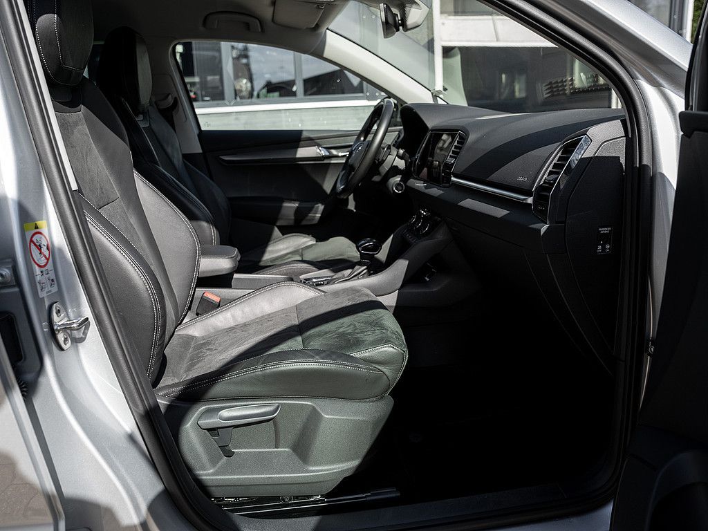 Skoda Karoq 2.0 TDI Style 4x4 AHK KAM LED ACC SHZ PDC imagem 3
