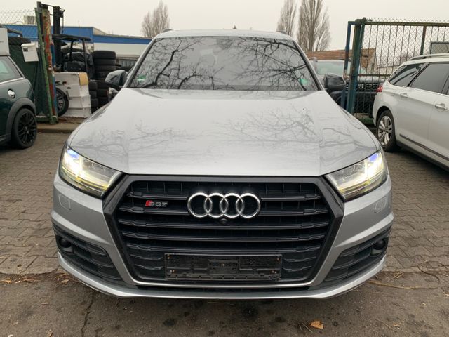 Audi SQ7 4.0 TDI quattro  Panorama 7 Sitzer 1 Hand