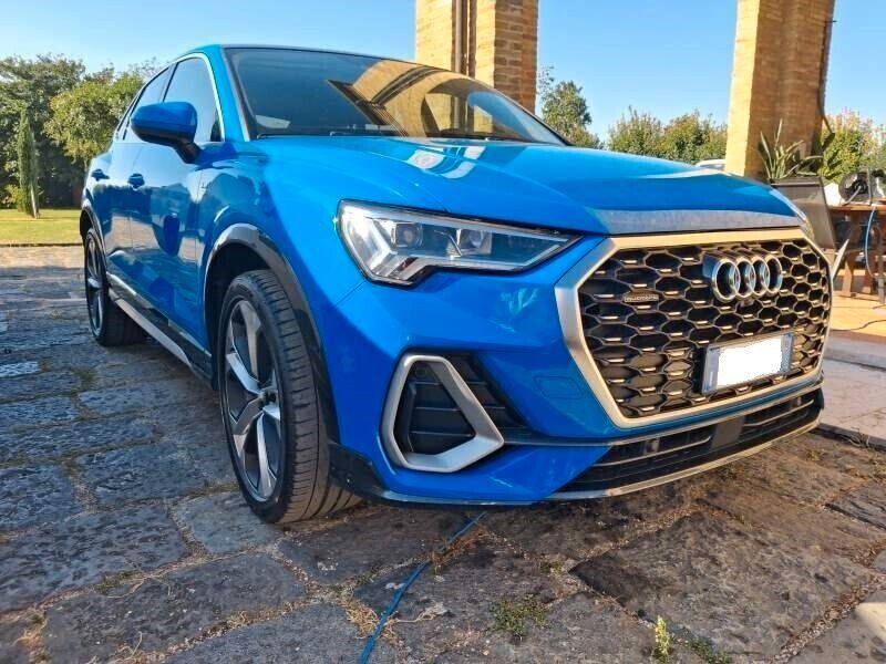 Image of Audi Q3