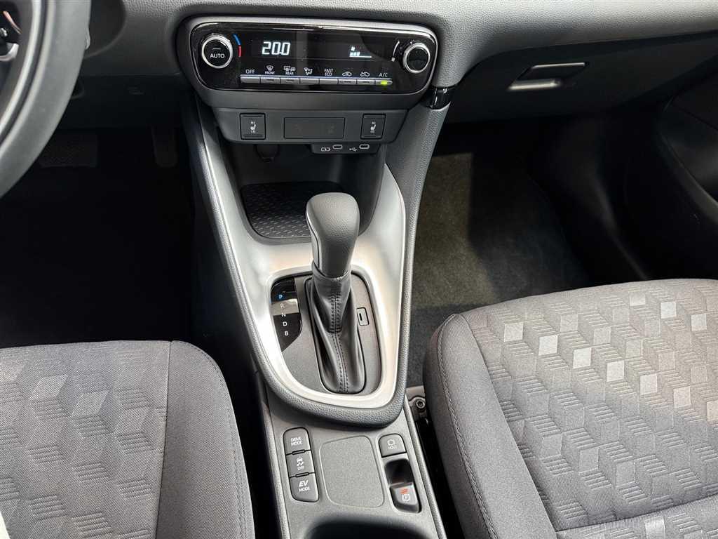 Mazda 2 Hybrid Centre-Line CVT mit Rückfahrkamera, Sit