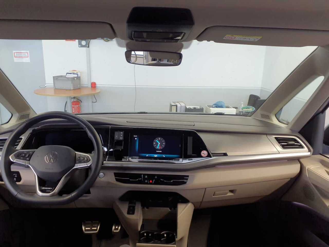 Volkswagen T7 Multivan Lang Life 2.0TDI DSG 8SITZE AHK KAM foto 4