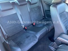 Fahrzeugabbildung Volkswagen Polo V Highline 1.2 TSI R-Line LED Panorama PDC