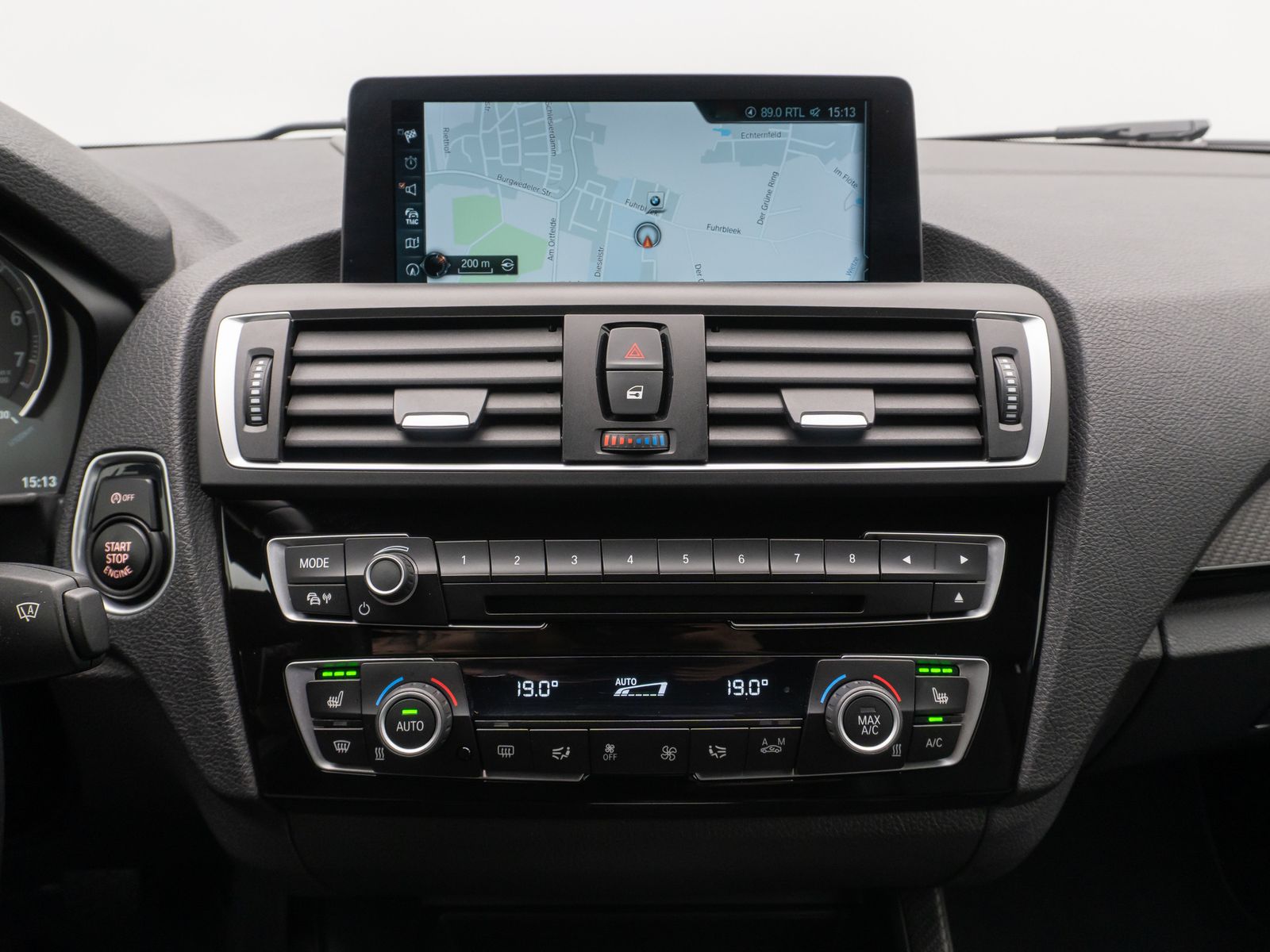 Fahrzeugabbildung BMW M2 Coupé Xenon H/K Alarm DAB NavPro Leder 19Zoll