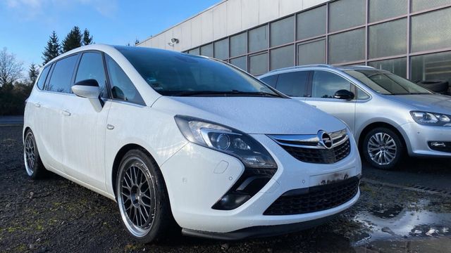 Opel Zafira  Tourer Sport 7-Sitzer+Lenkradh+ACC+Pano