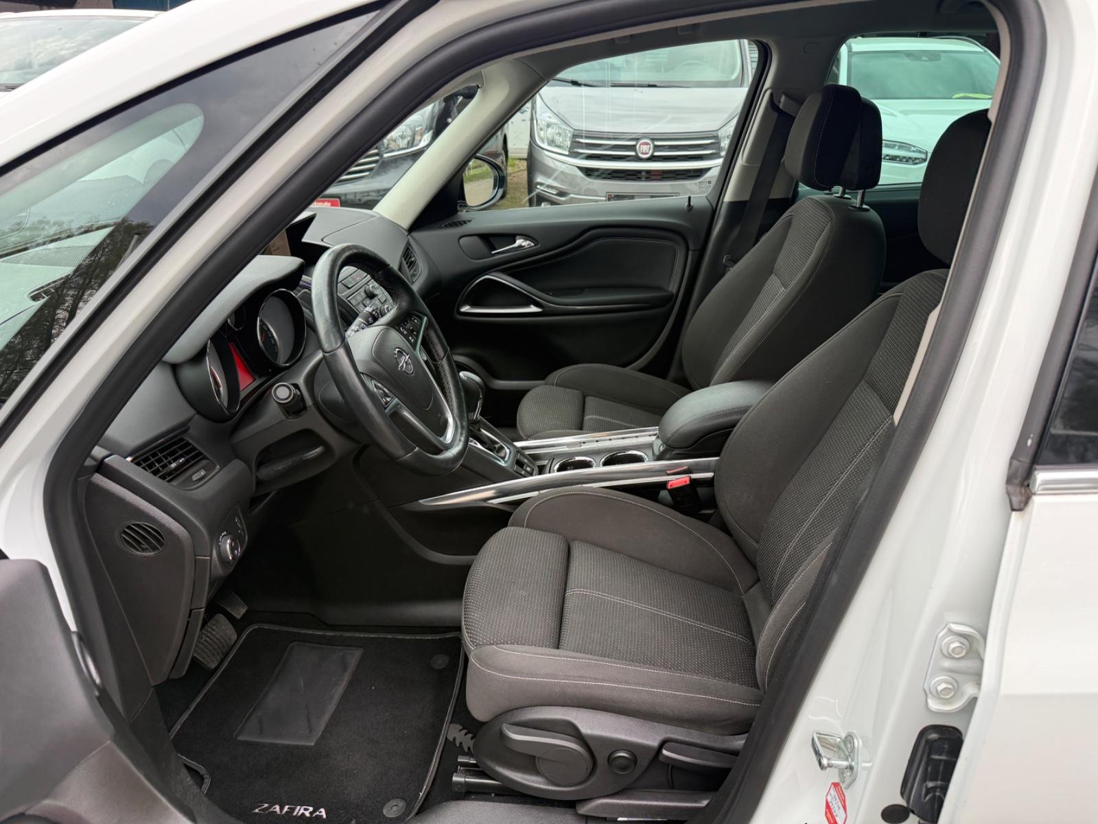 Opel Zafira Aut.7Sitzer Navi Bi-Xenon FlexFix Kamera