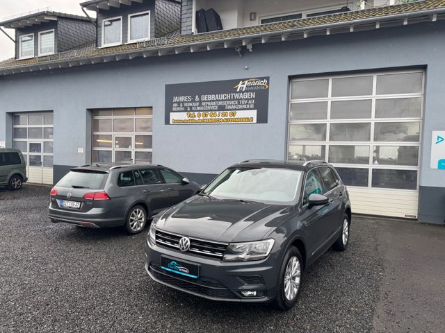 Volkswagen Tiguan Comfortline DSG BMT 4-Motion Navi ACC PDC