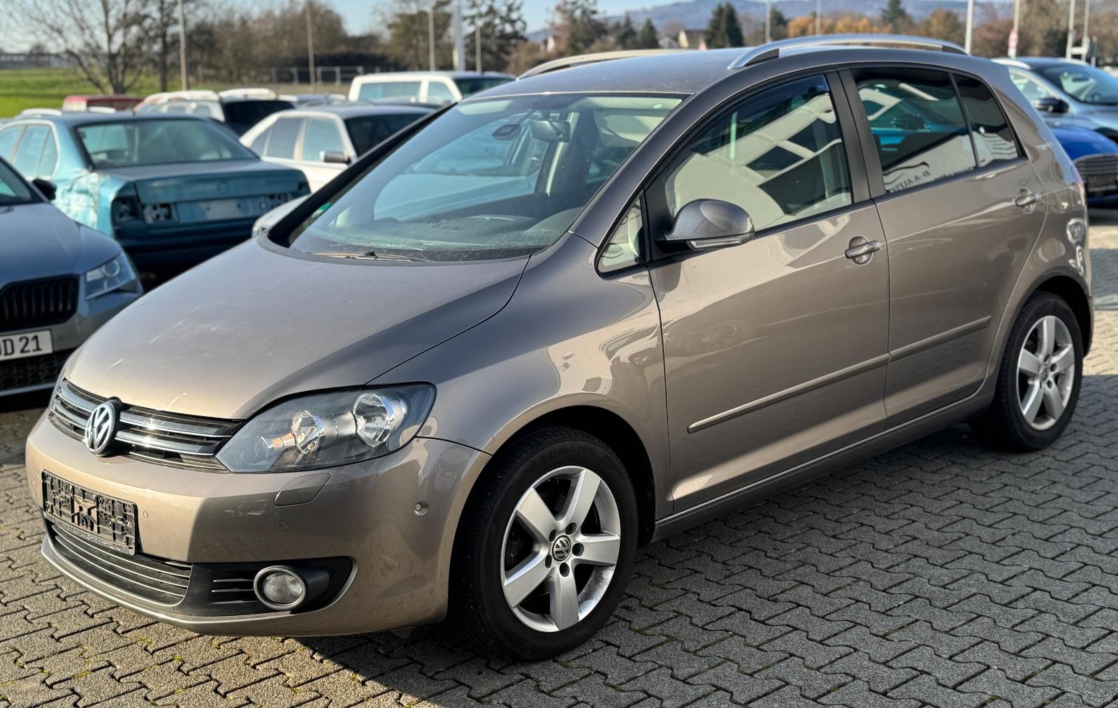 Volkswagen Golf Plus VI Team*Automatik*1.2 Benzin*PDC*SHZ