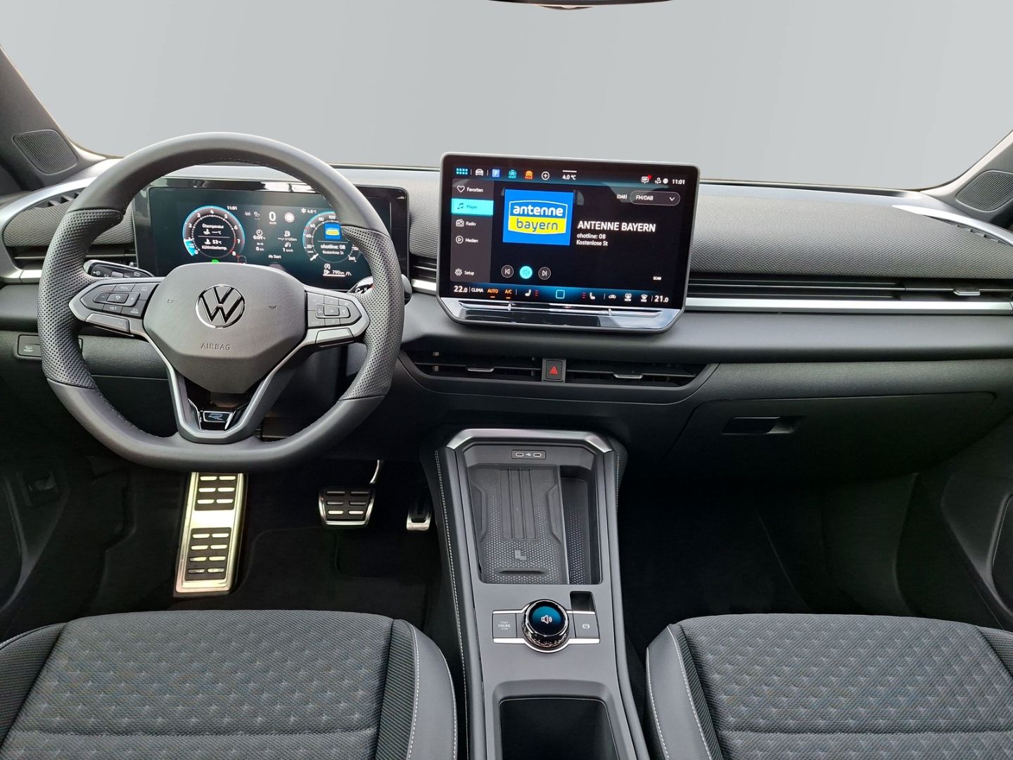 T-Roc 1.5 eTSI DSG R-Line *MATRIX*HUD*