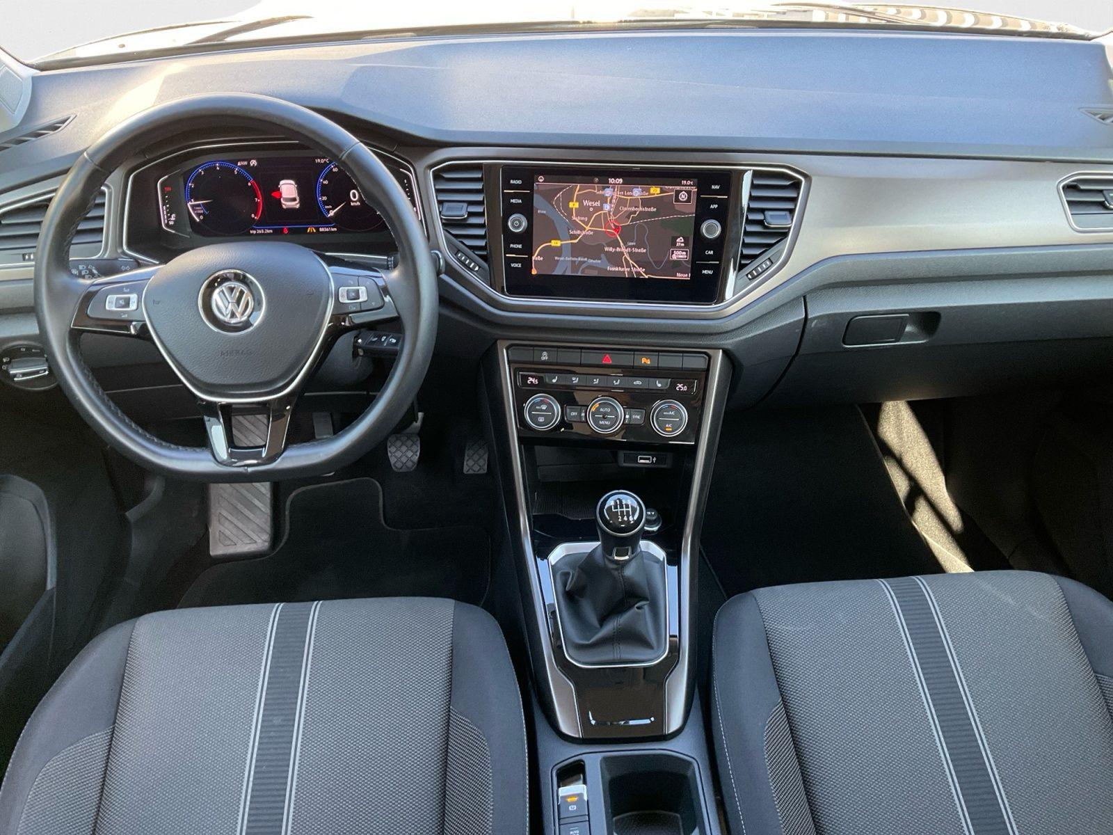 Volkswagen T-Roc 1.0 TSI Style KAMERA LED SITZHZG ALLWETTER
