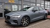 Volvo S60 B4 Aut. R Design LED-PANO-NAVI-DAB-360°-SHZ - Volvo S60: 4d