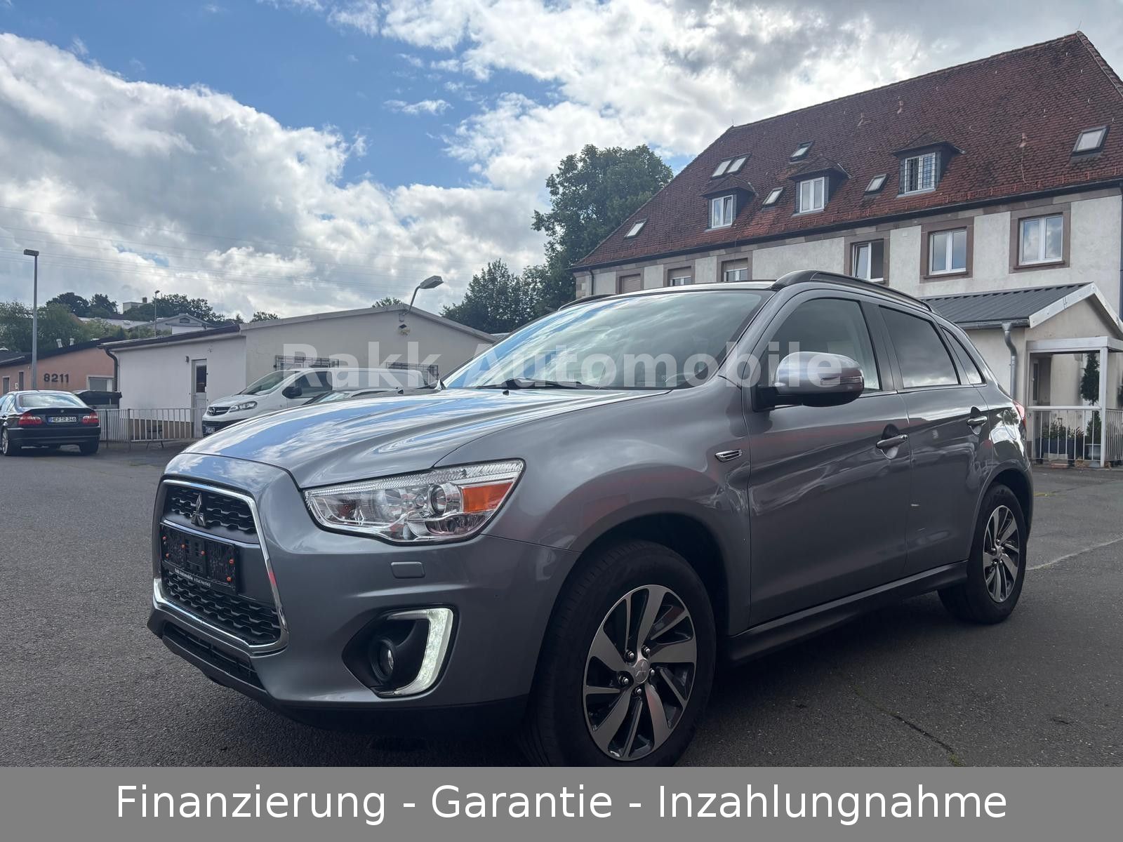 Fahrzeugabbildung Mitsubishi ASX Top 4WD-XENON-AHK-PANO-SHZ-KAMERA-TEMP-KLIMA