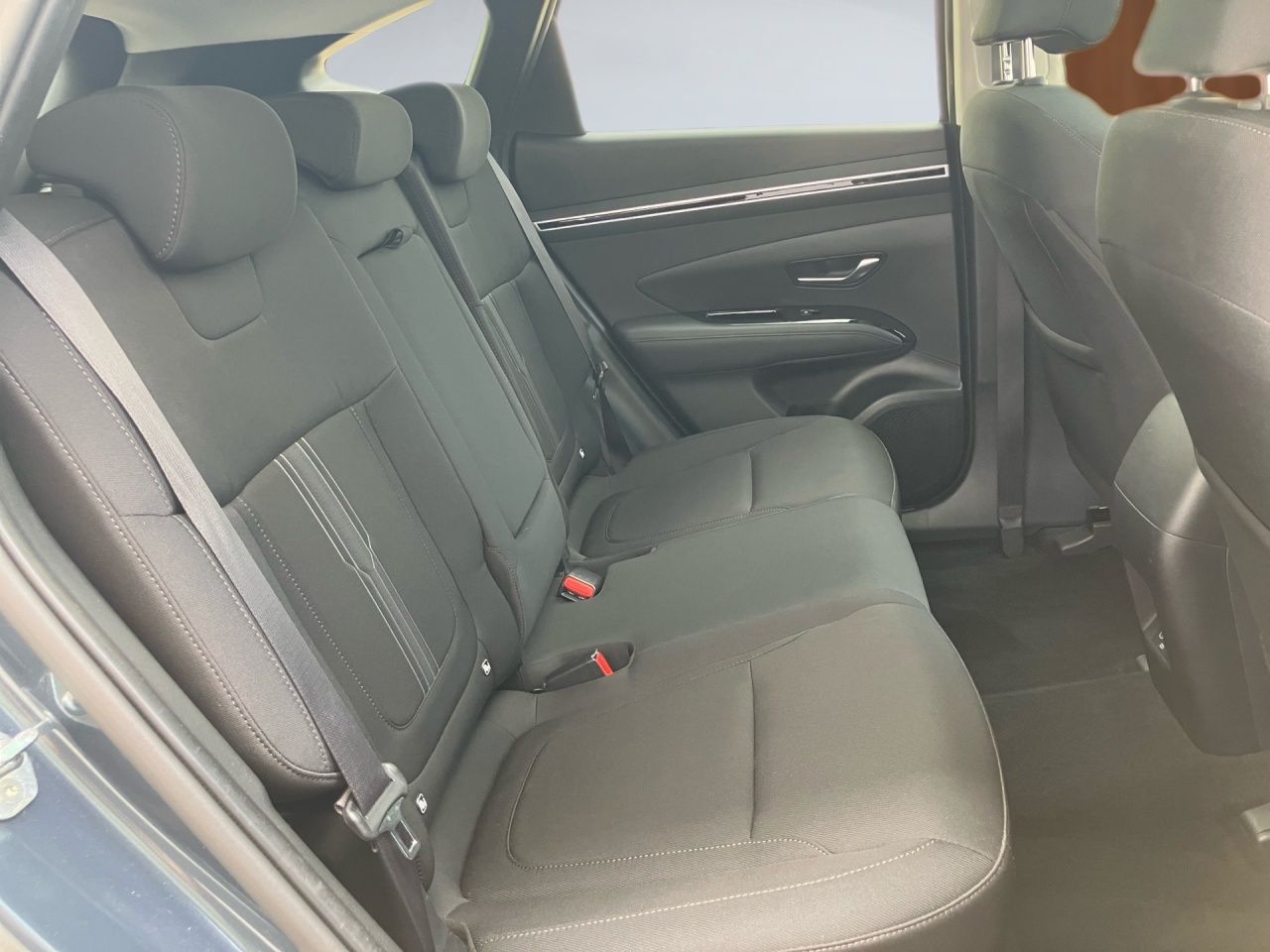 Fahrzeugabbildung Hyundai TUCSON TREND *AHK*SHZ*LHZ*NAVI*CARPLAY*PANO*