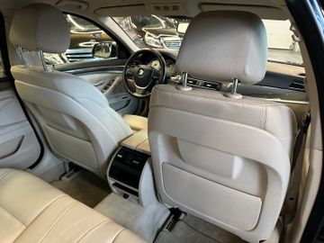 BMW 520 d Touring xDrive *2. Hand*Klima*Navi*Xenon*