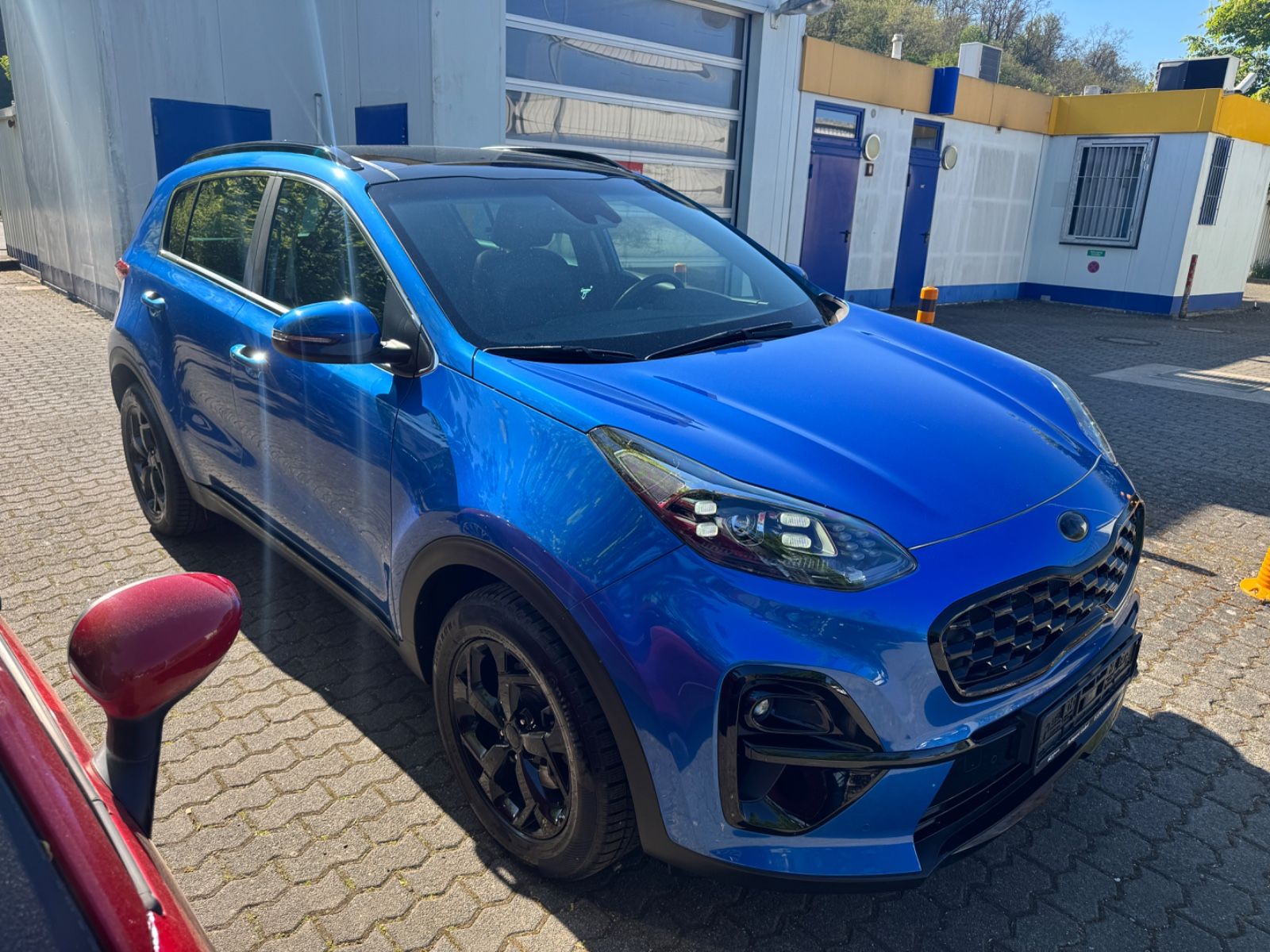 Fahrzeugabbildung Kia Sportage 1.6 CRDi Black Edition Panorama+LED+JBL