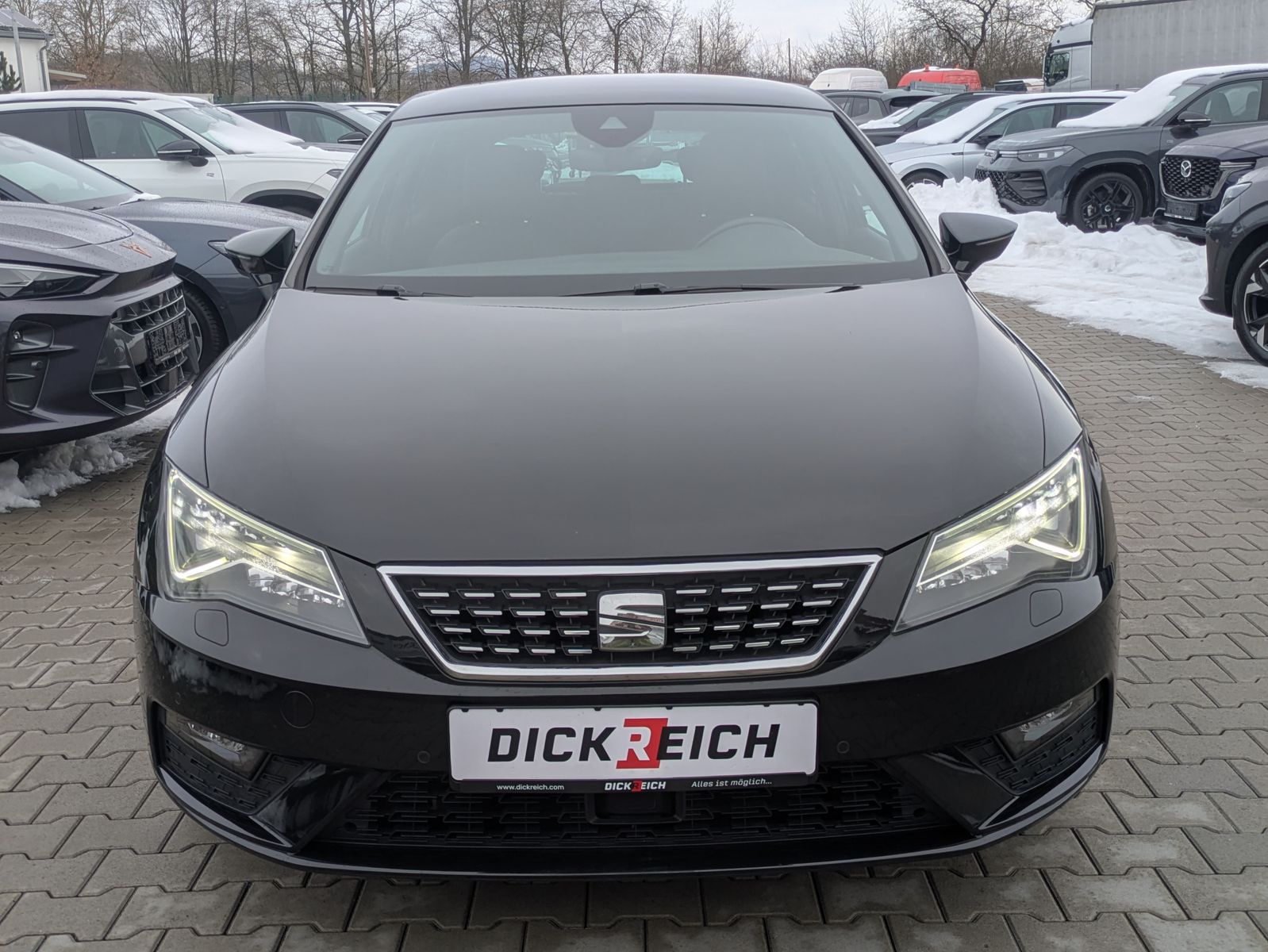 Fahrzeugabbildung SEAT Leon 1.4 TSI Xcellence LED*TEMP*PDC*APP*SOUND