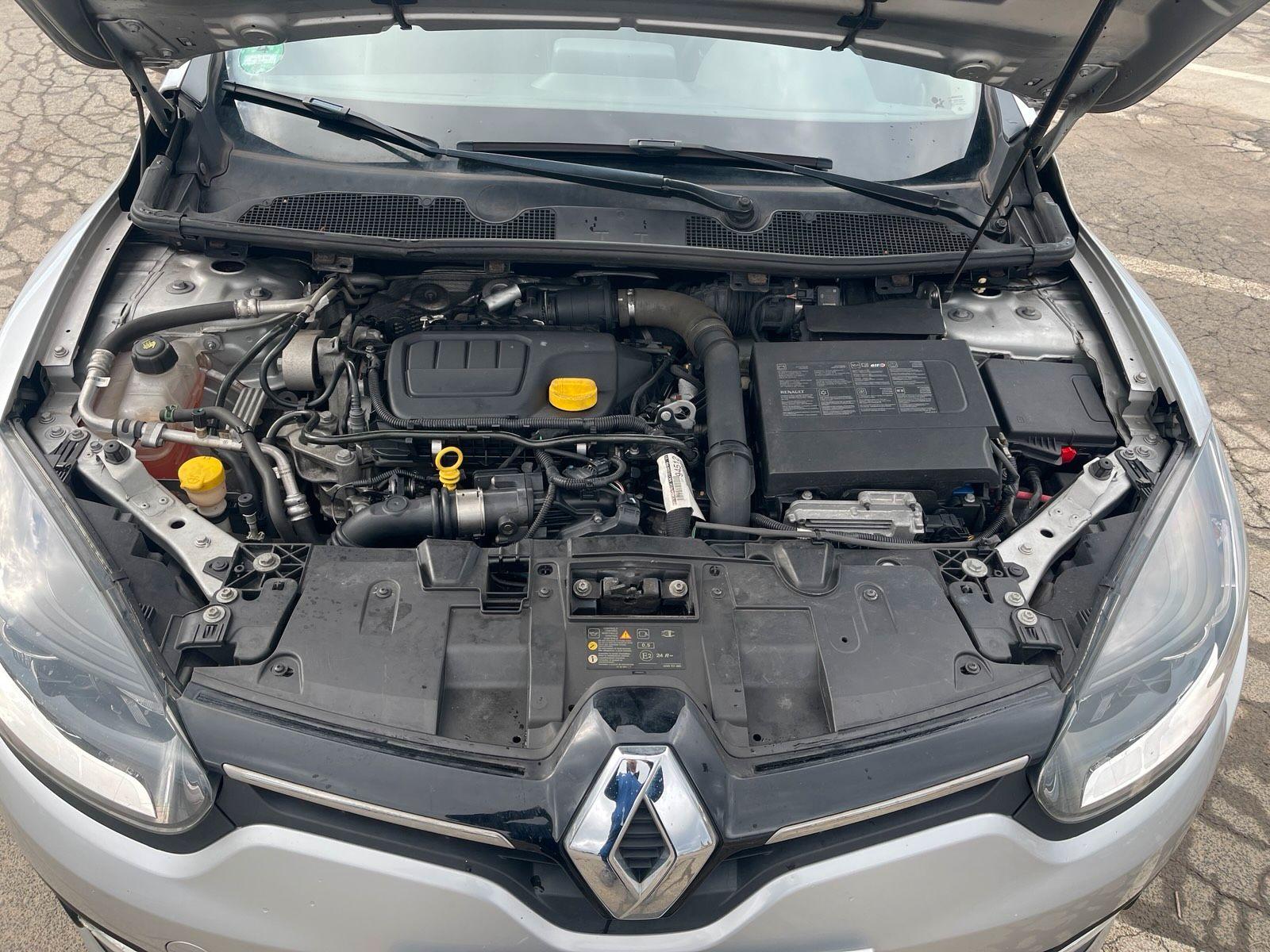 Renault Megane 2015 — photo 10