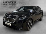BMW iX2 xDrive30 M SPORT 19''LC PROF HuD AHK ACC 360 - schwarze BMW iX2
