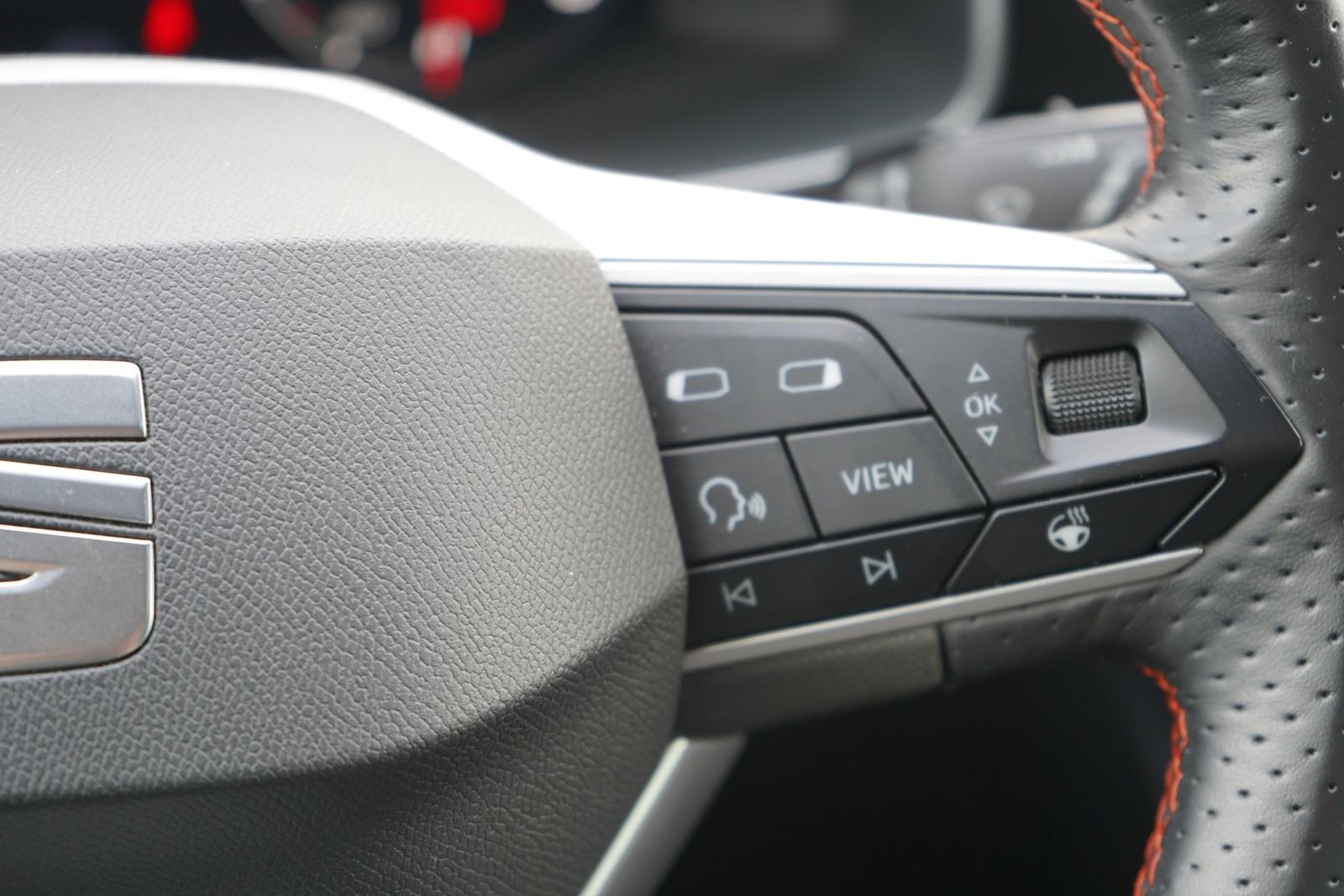 Seat Leon Sportstourer 1.5 FR LED Navi DAB Kamera USB