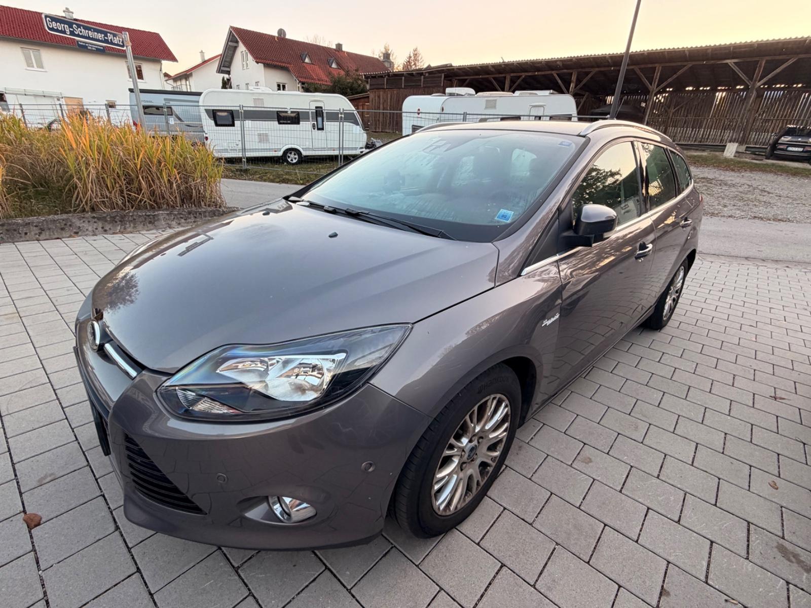 Ford Focus 2011 — photo 7