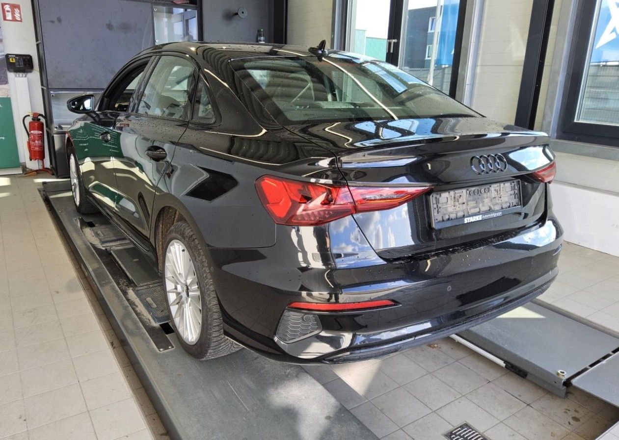 Audi A3 Limousine 30 TFSI S tronic advanced Navi LED imagem 3