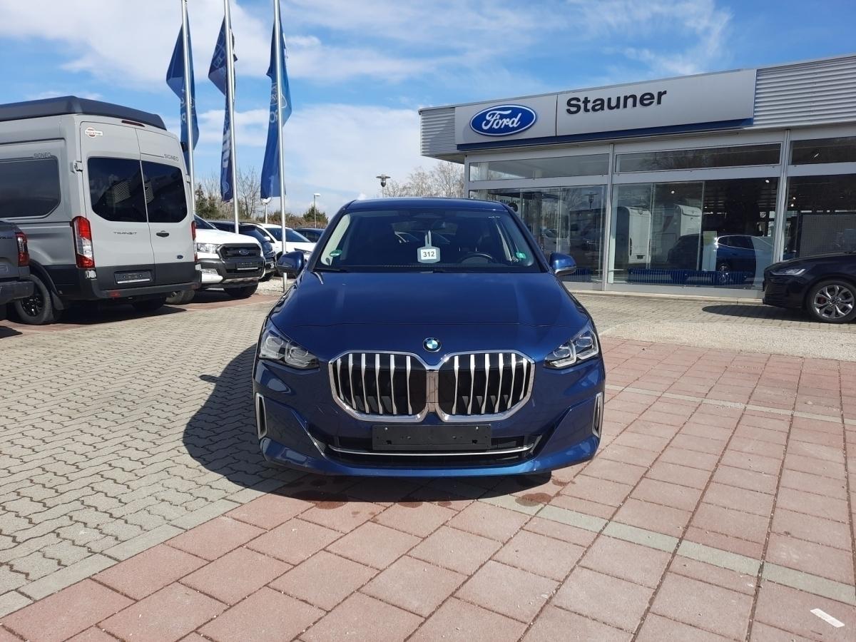 BMW 218i Active Tourer Luxury Line LED Leder h/k ACC