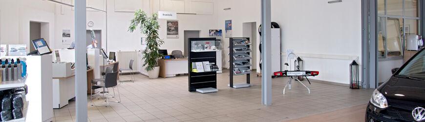 showroom-image-bottom