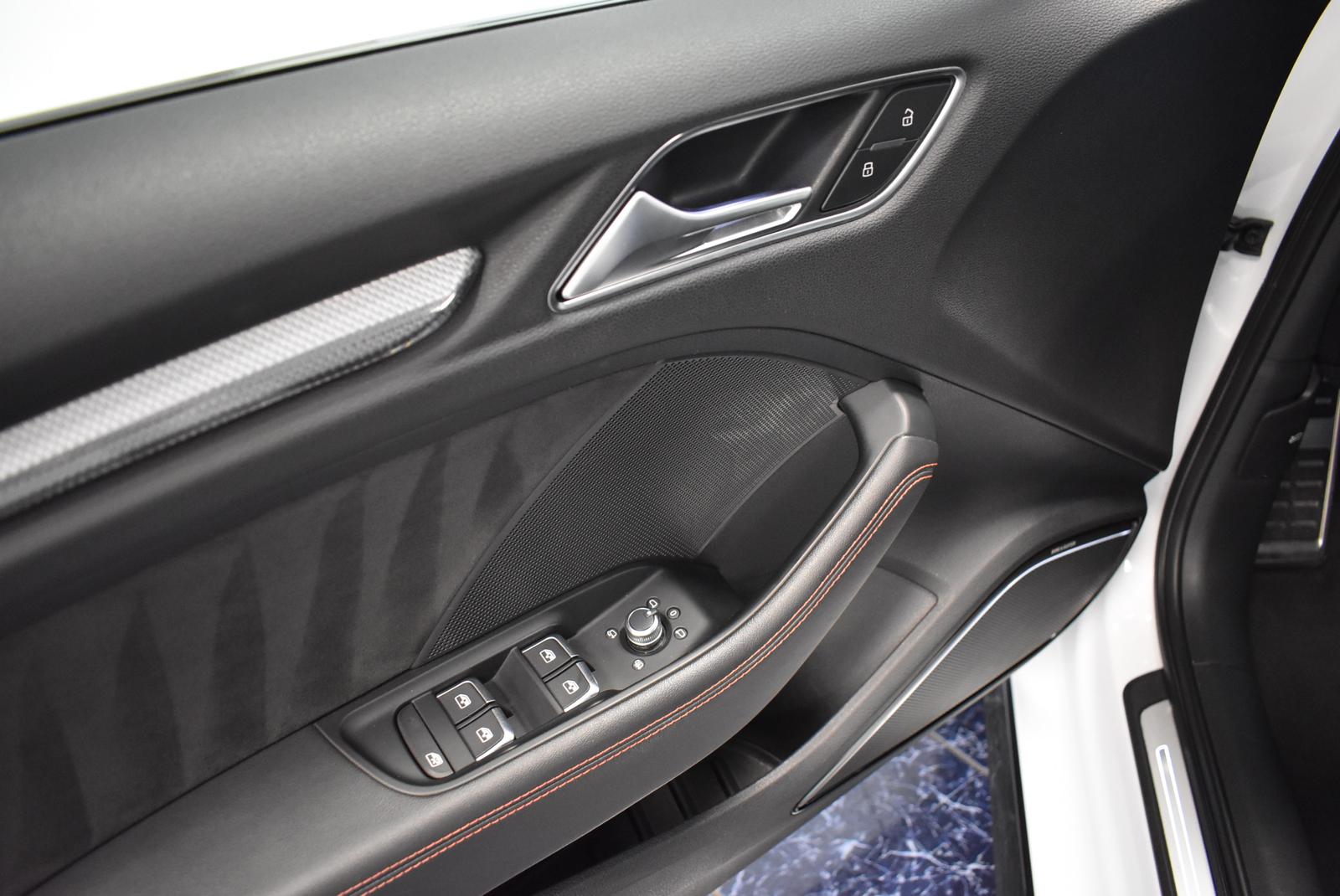 Audi RS3 2.5 TFSI Quattro Lim Aut Navi LED Kamer