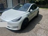 Tesla Model Y Performance Dual Motor AWD Performance - Tesla Gebrauchtwagen in Bremen