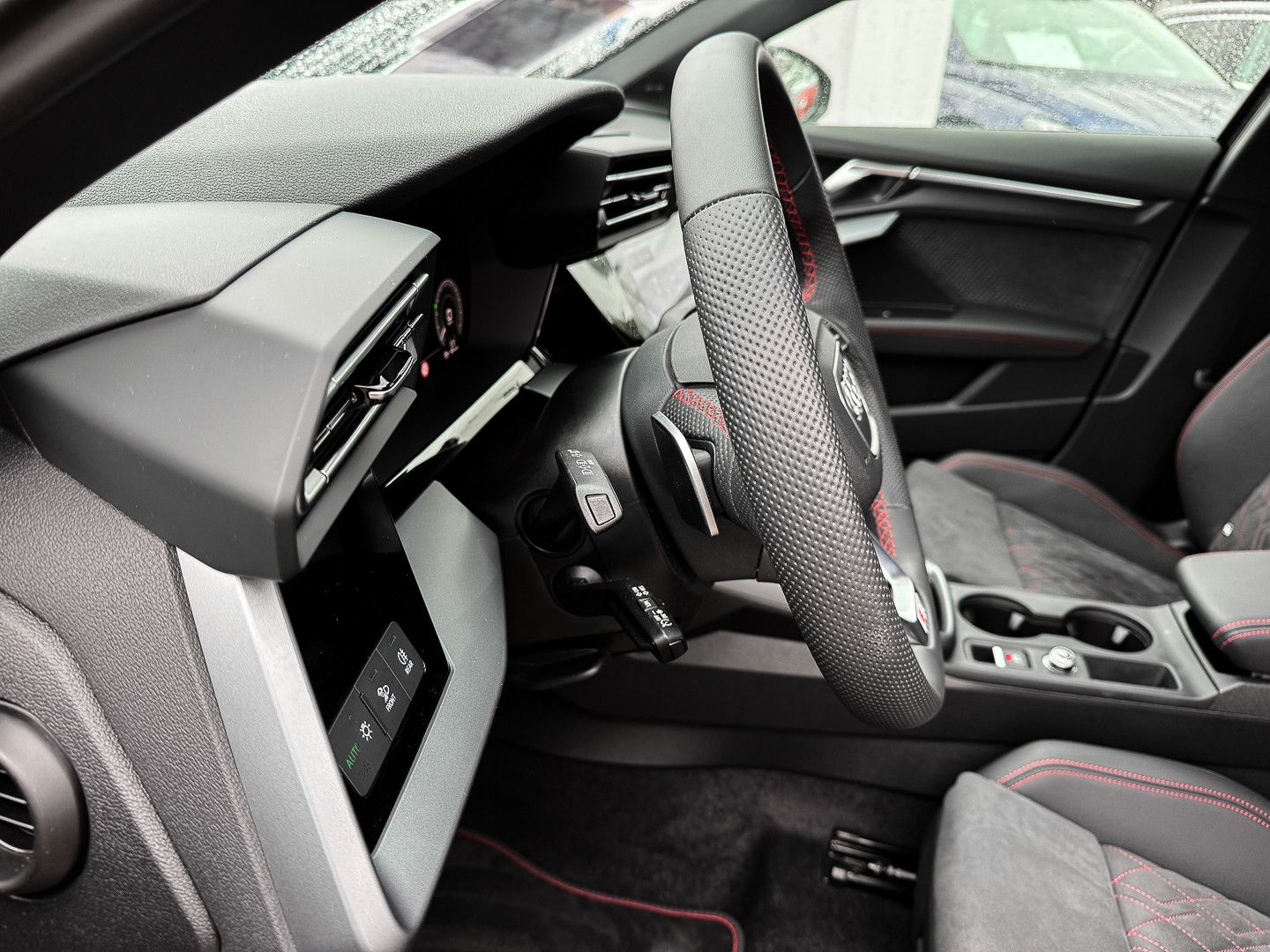 Audi A3 Sportback TFSIe 2x S line Black LED Navi Kom foto 17